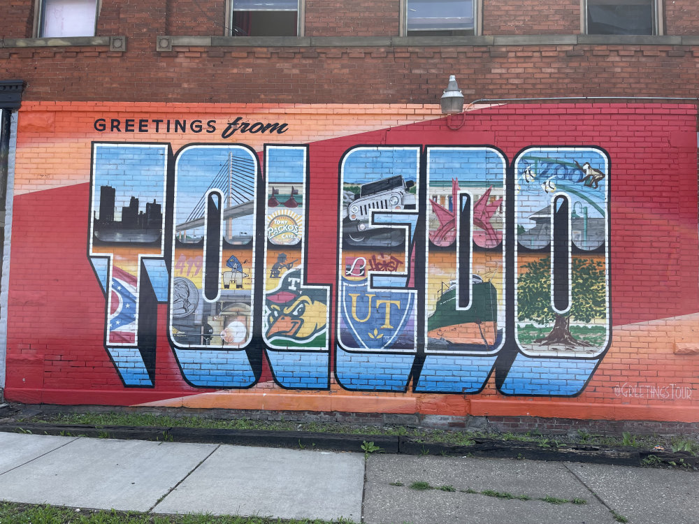 mural in Toledo by artist unknown.