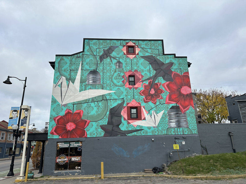 mural in Hamilton by artist unknown.