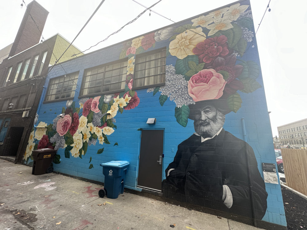 mural in Fort Wayne by artist unknown.