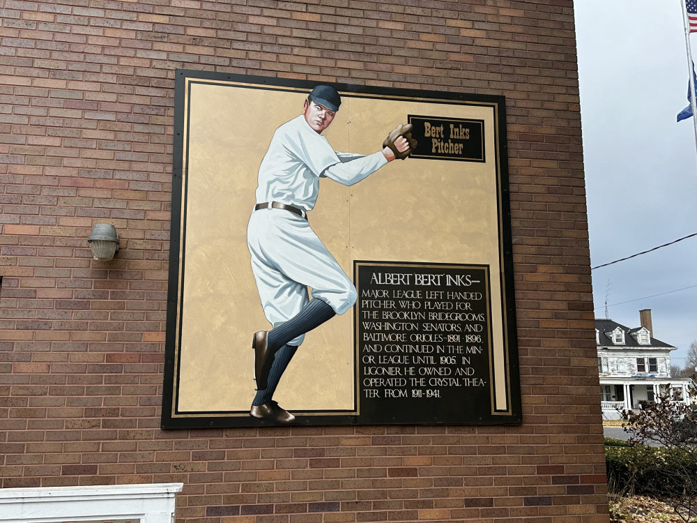 mural in Ligonier by artist unknown.