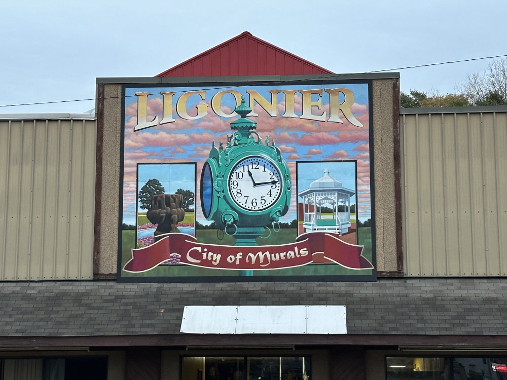 mural in Ligonier by artist unknown.