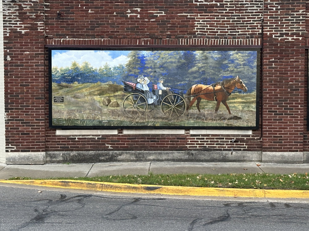 mural in Ligonier by artist unknown.