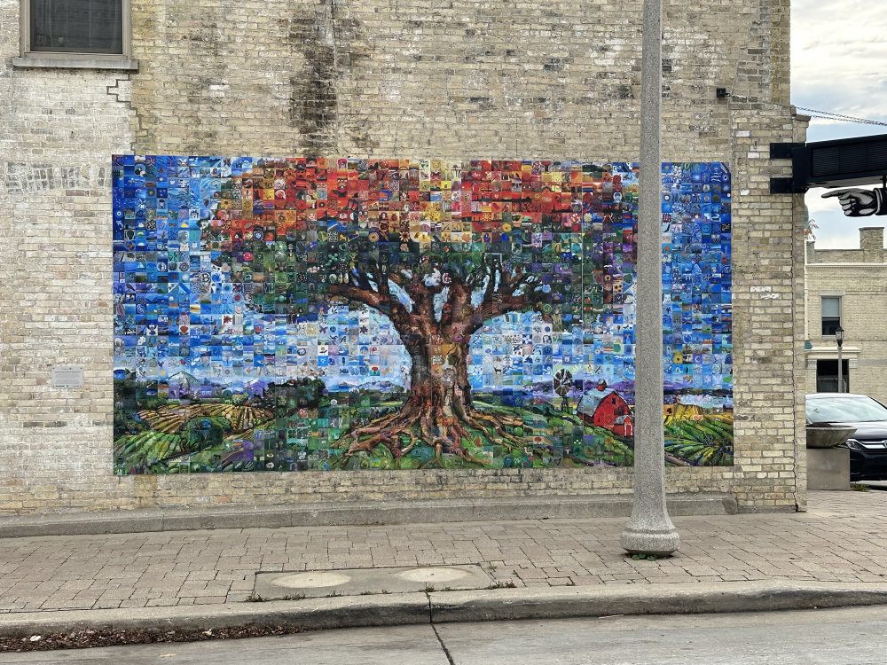 mural in Port Washington by artist unknown.