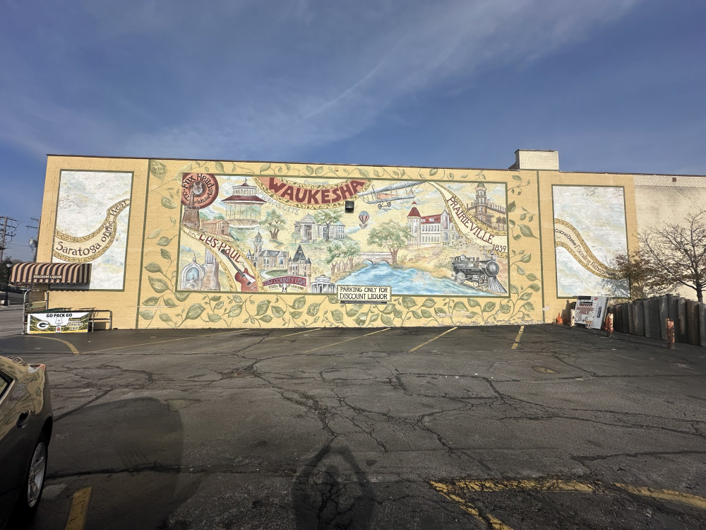 mural in Waukesha by artist unknown.