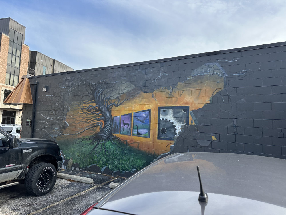 mural in Waukesha by artist unknown.