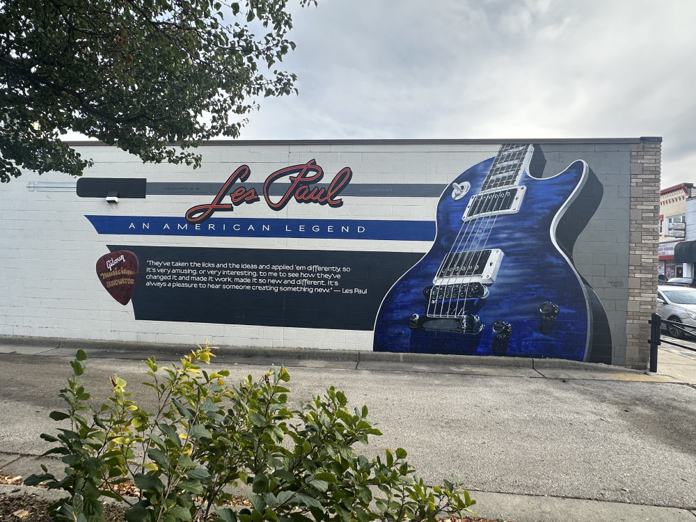 mural in Waukesha by artist unknown.