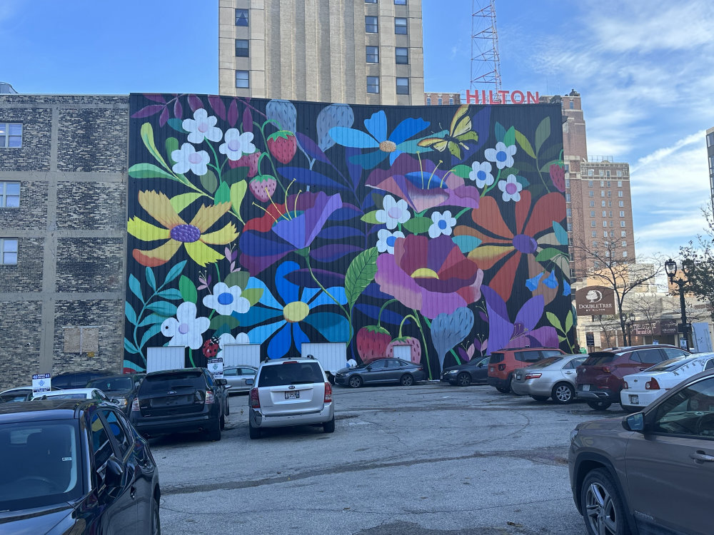 mural in Milwaukee by artist unknown.