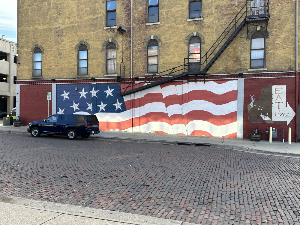 mural in Janesville by artist unknown.