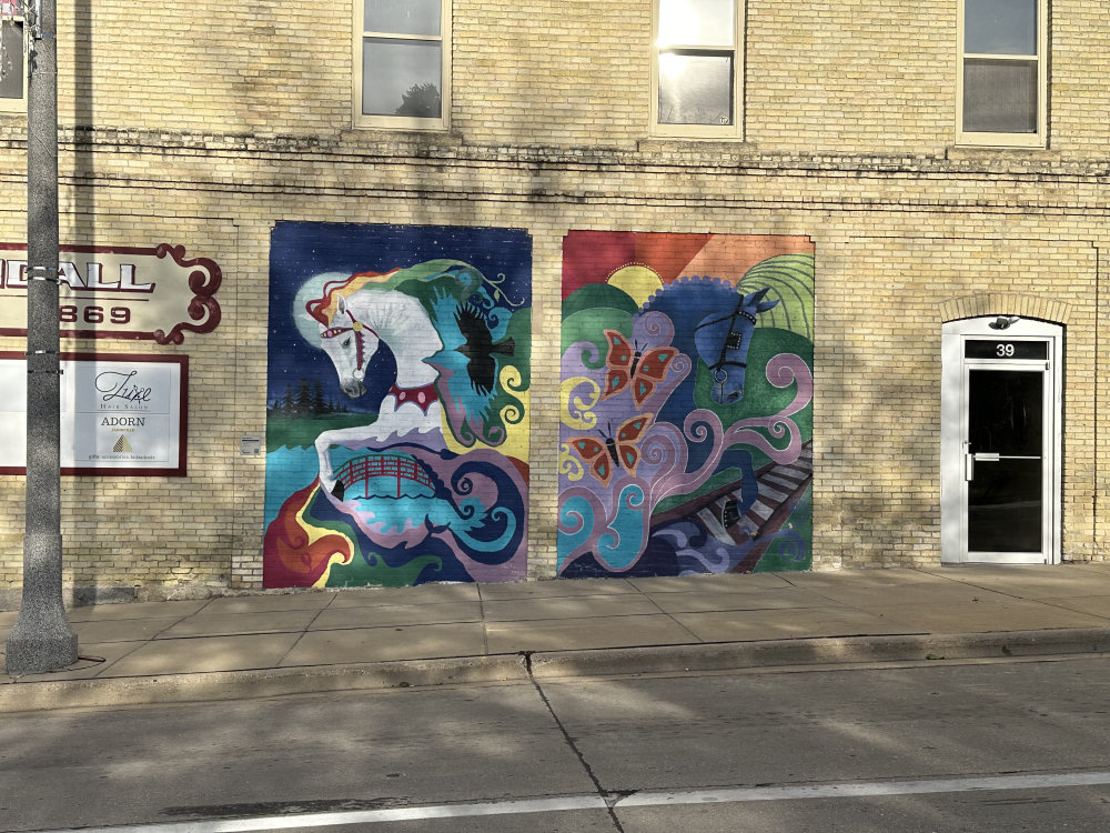 mural in Janesville by artist unknown.