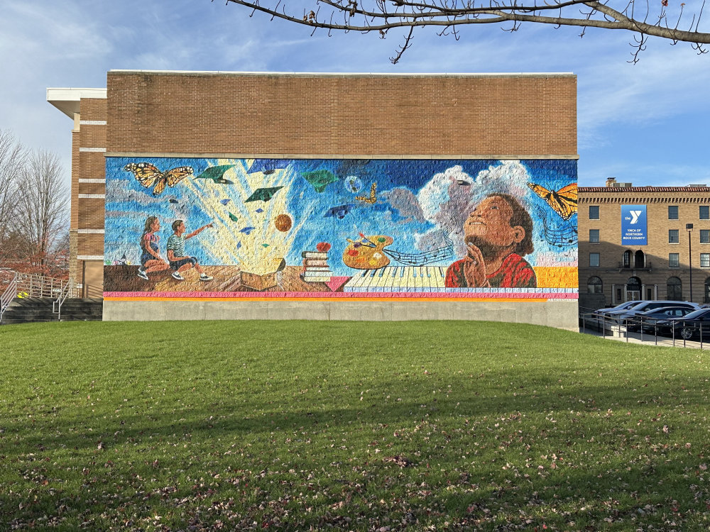 mural in Janesville by artist unknown.