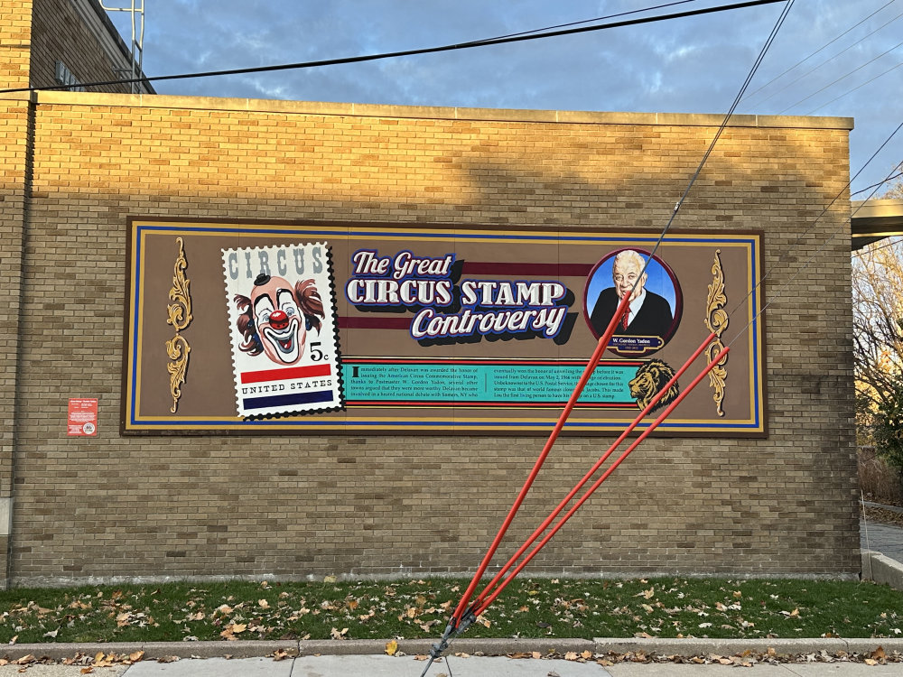 mural in Delavan by artist unknown.