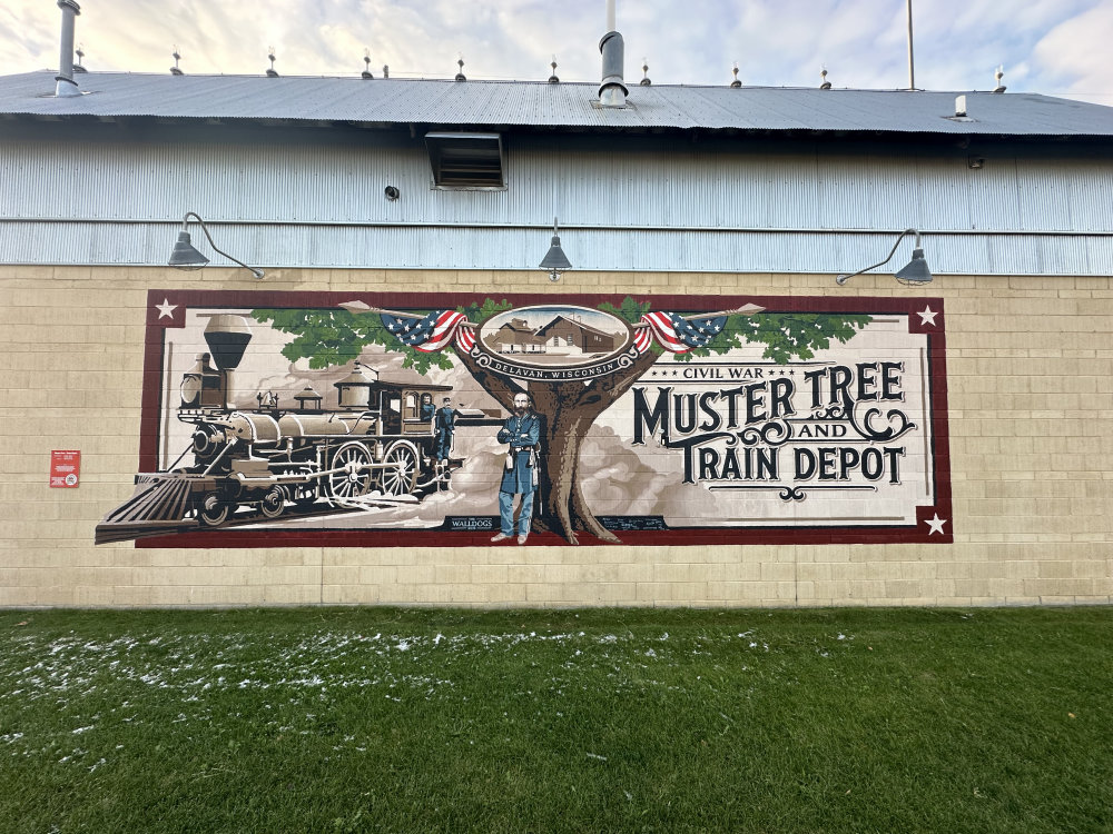 mural in Delavan by artist unknown.