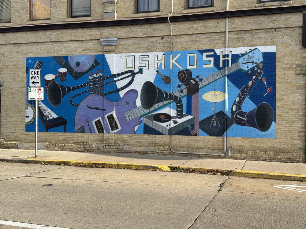 mural in Oshkosh by artist unknown.