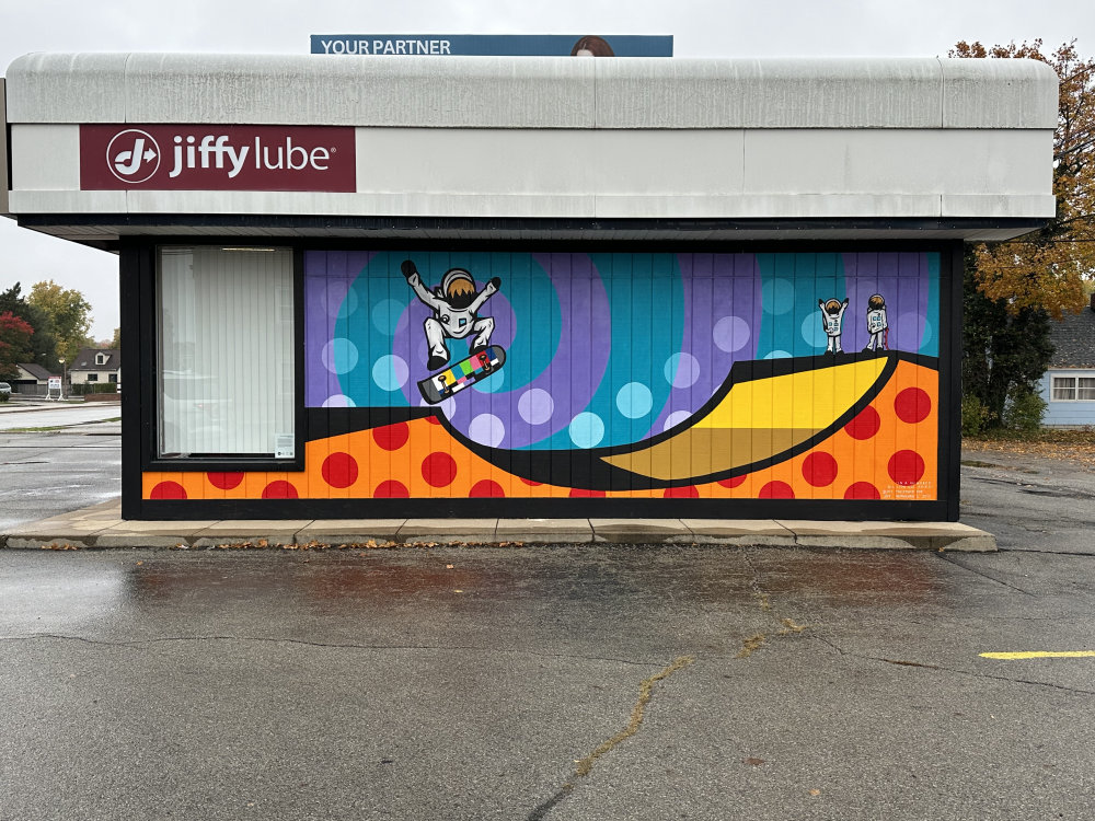 mural in Indianapolis by artist unknown.