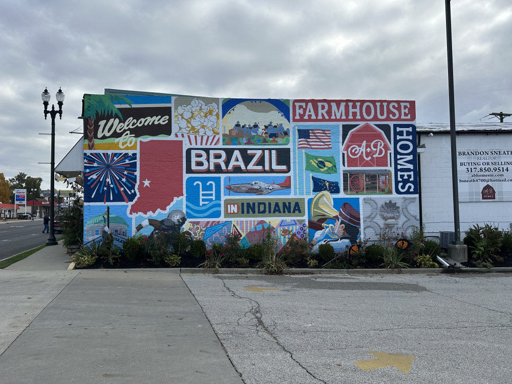 mural in Brazil by artist unknown.