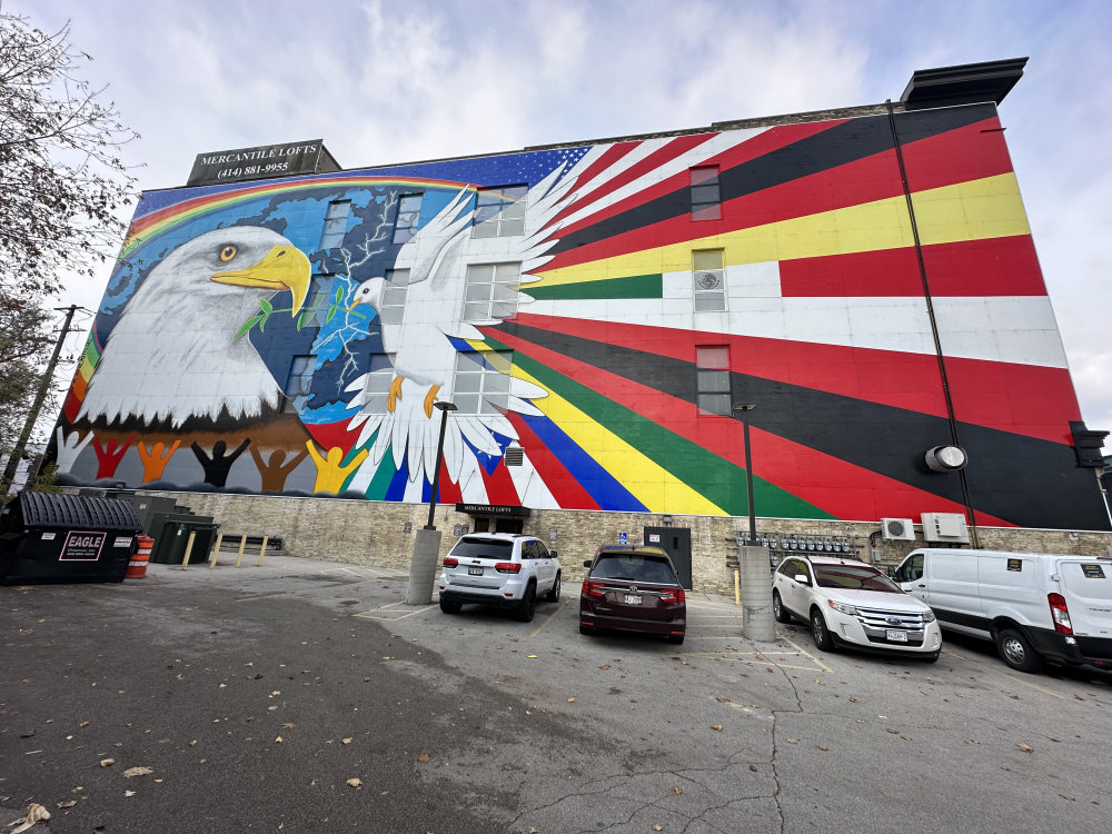 mural in Milwaukee by artist unknown.