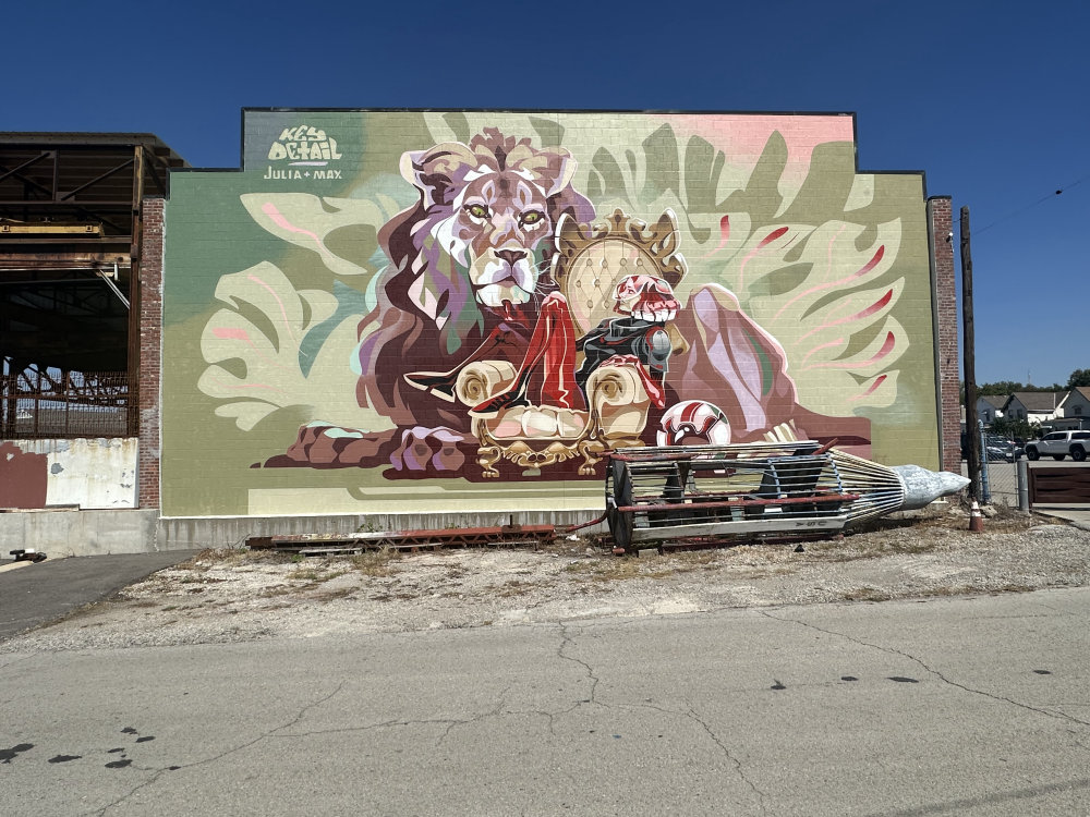 mural in Kansas City by artist unknown.