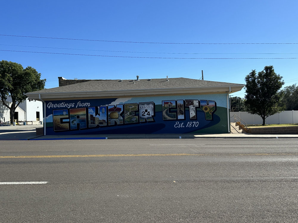 mural in Cawker City by artist unknown.