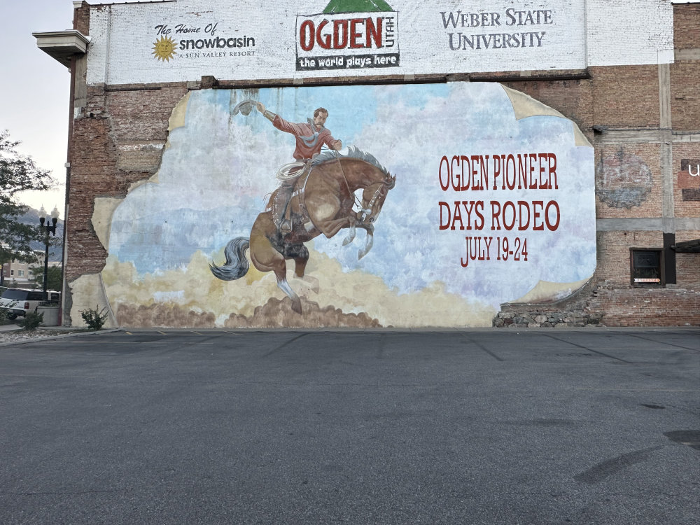 mural in Ogden by artist unknown.