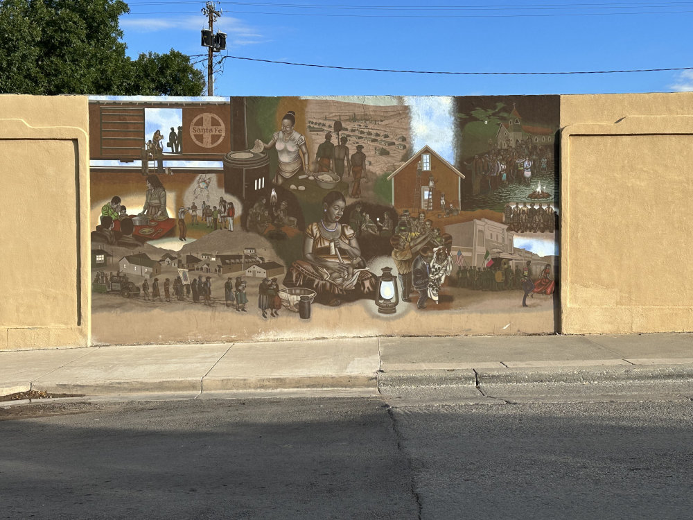 mural in Gallup by artist unknown.