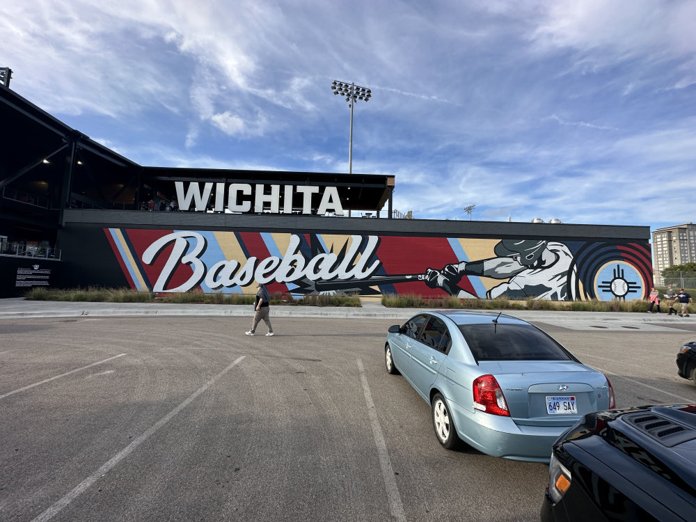 mural in Wichita by artist unknown.