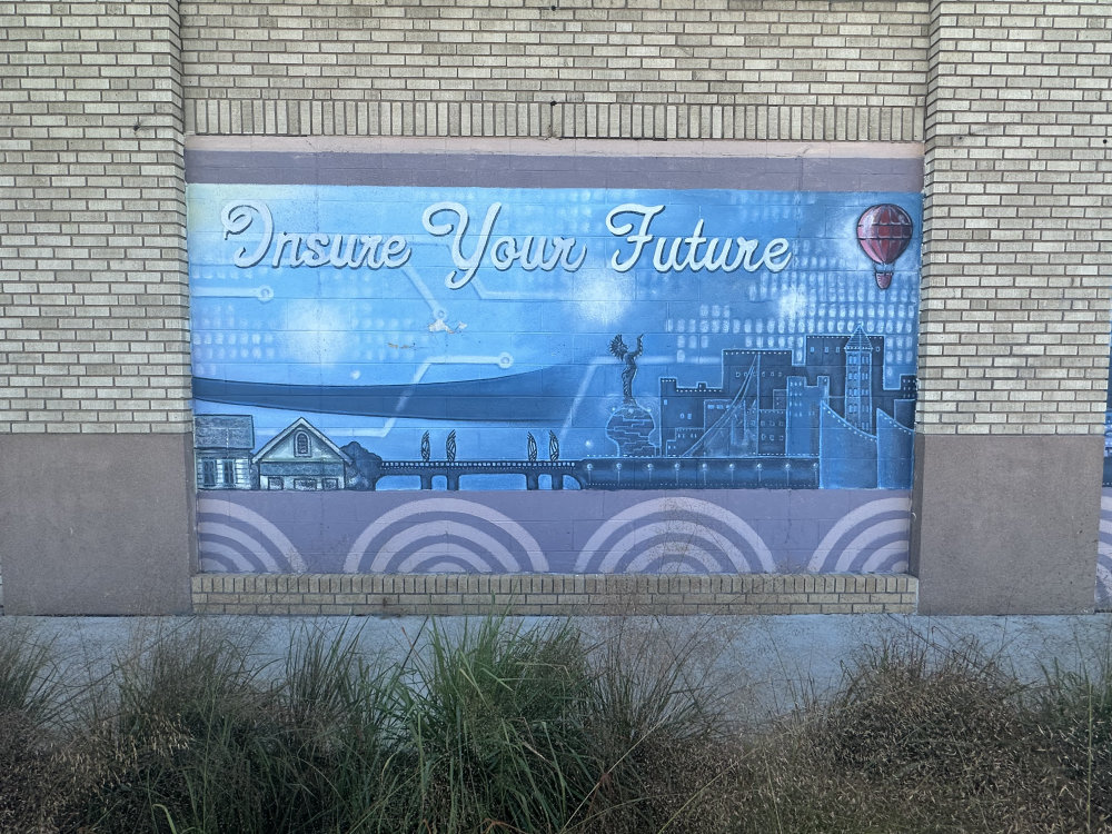 mural in Wichita by artist unknown.