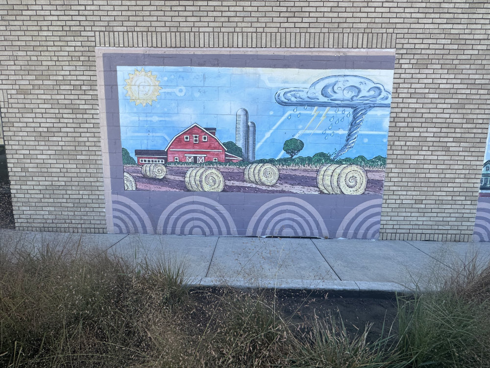 mural in Wichita by artist unknown.