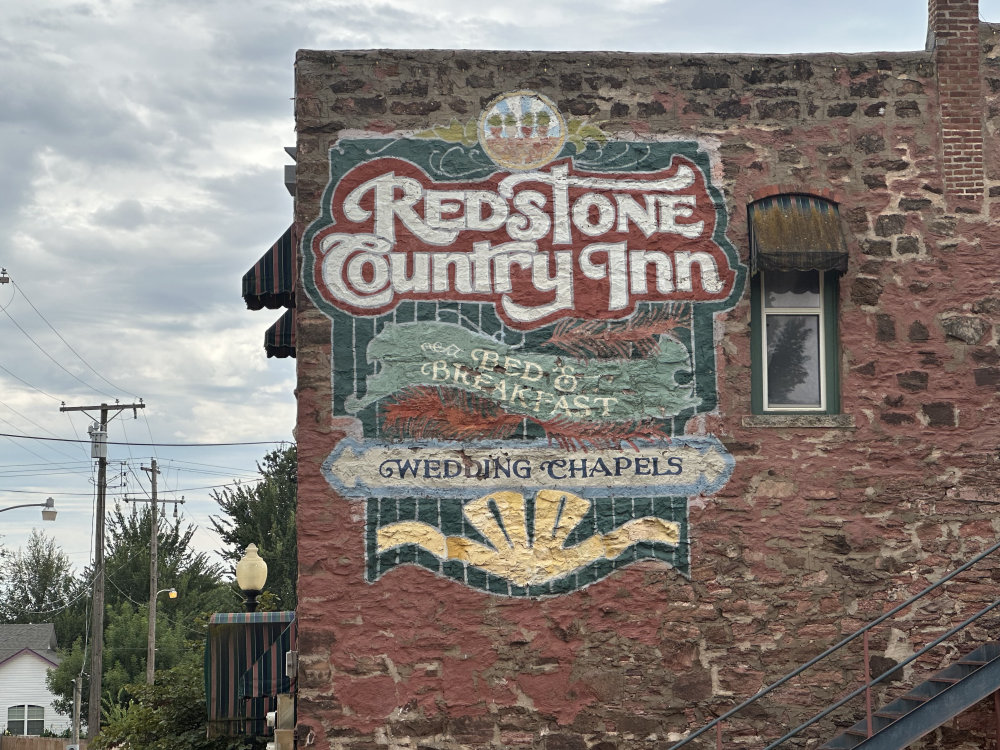 mural in Guthrie by artist unknown.