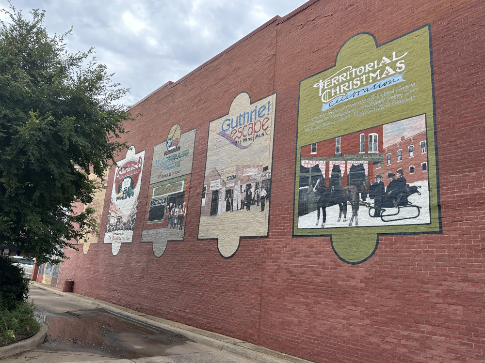 mural in Guthrie by artist unknown.