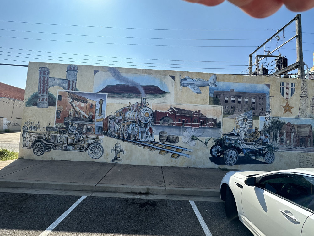 mural in Norman by artist unknown.