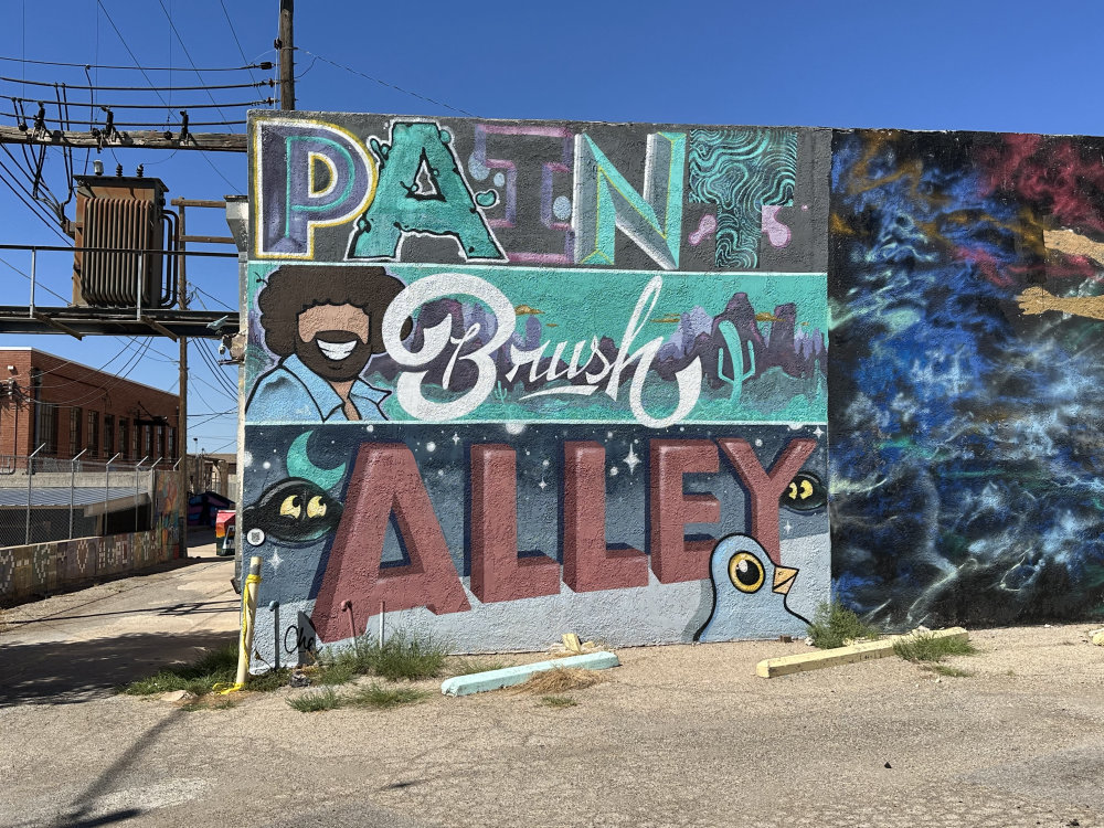 mural in San Angelo by artist unknown.