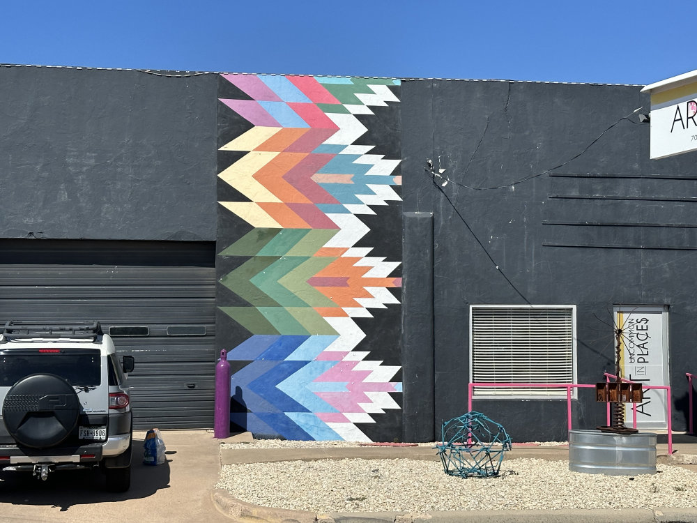 mural in San Angelo by artist unknown.