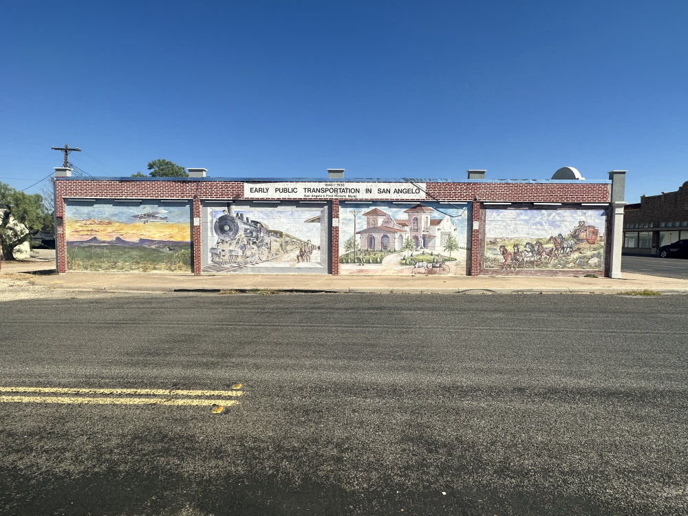 mural in San Angelo by artist unknown.