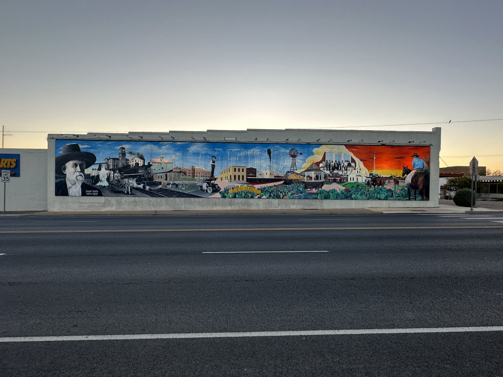 mural in Cotulla by artist unknown.