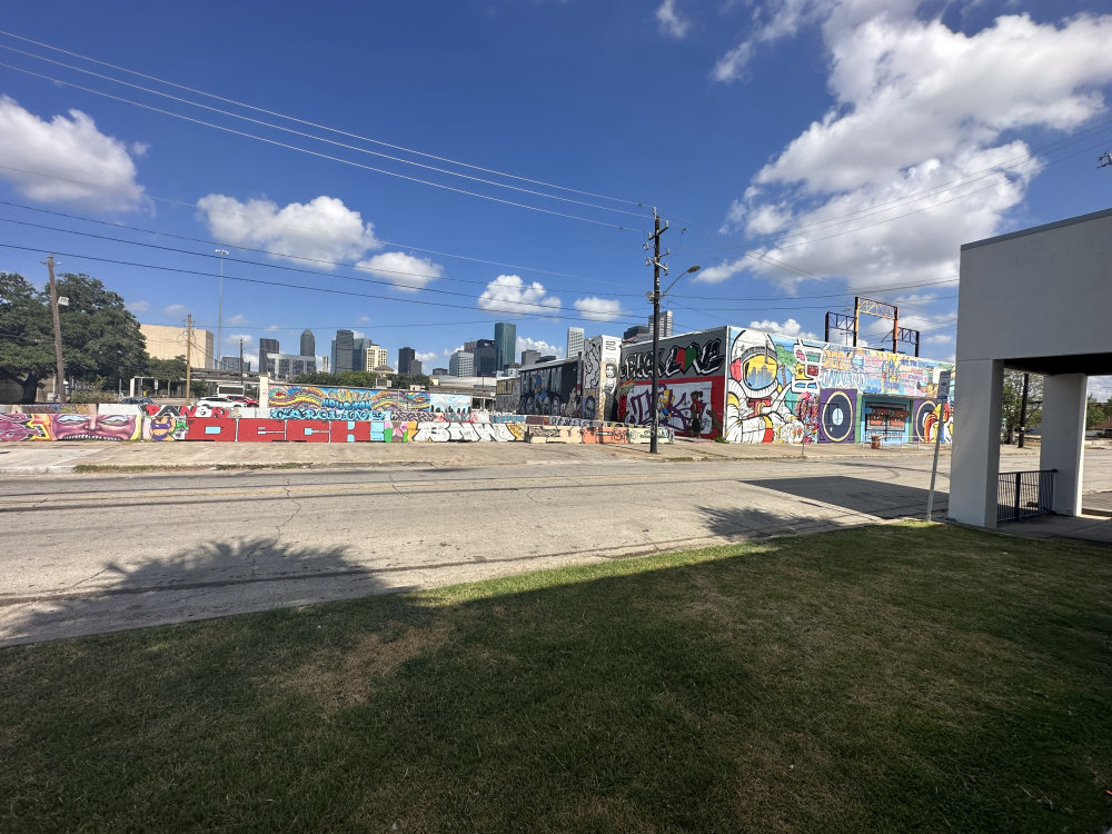 mural in Houston by artist unknown.