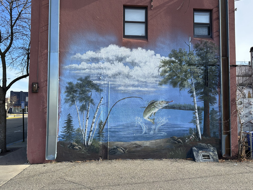 mural in Bemidji by artist unknown.