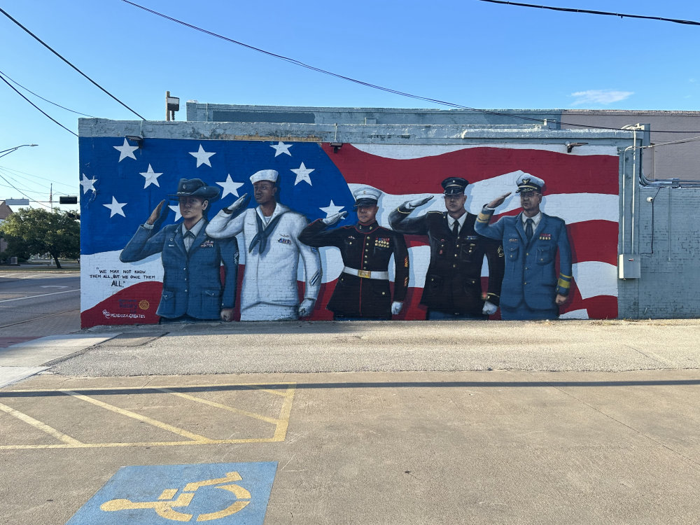 mural in Alvin by artist unknown.