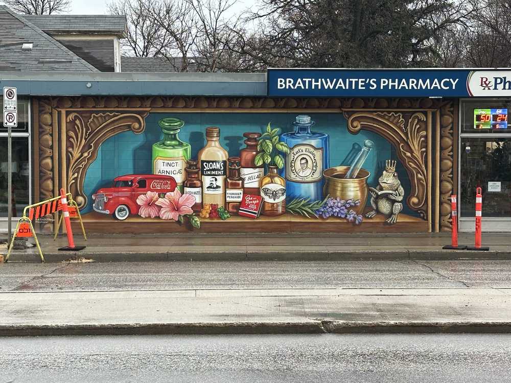 mural in Winnipeg by artist unknown.