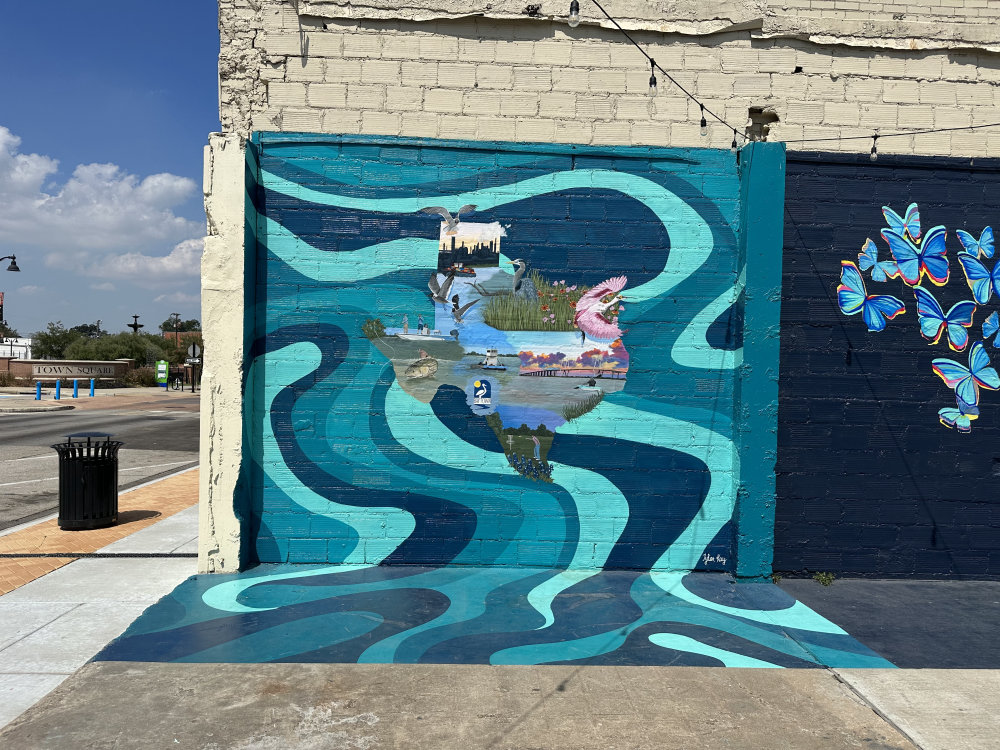 mural in Baytown by artist unknown.