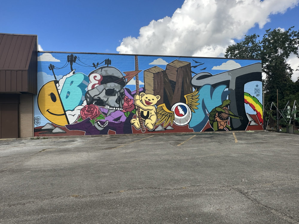 mural in Beaumont by artist unknown.