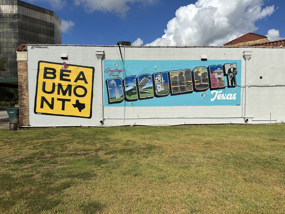 mural in Beaumont by artist unknown.