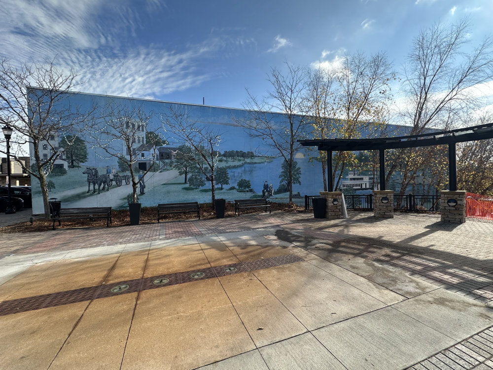 mural in Elk River by artist unknown.