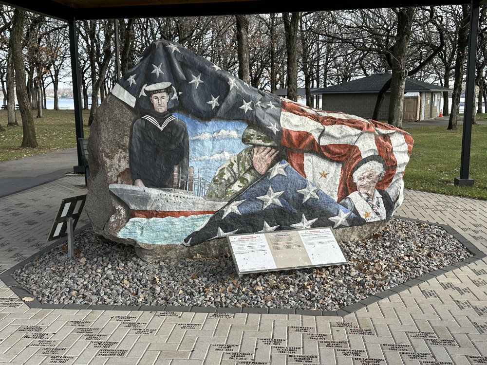 mural in Big Lake by artist unknown.