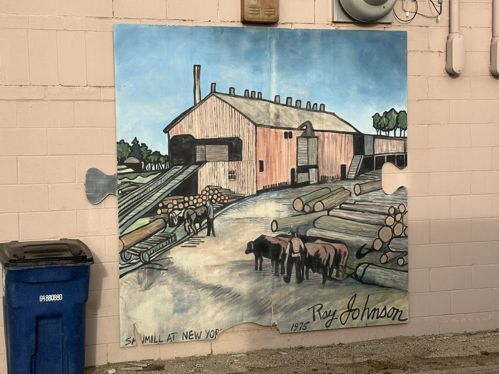 mural in Wadena by artist unknown.