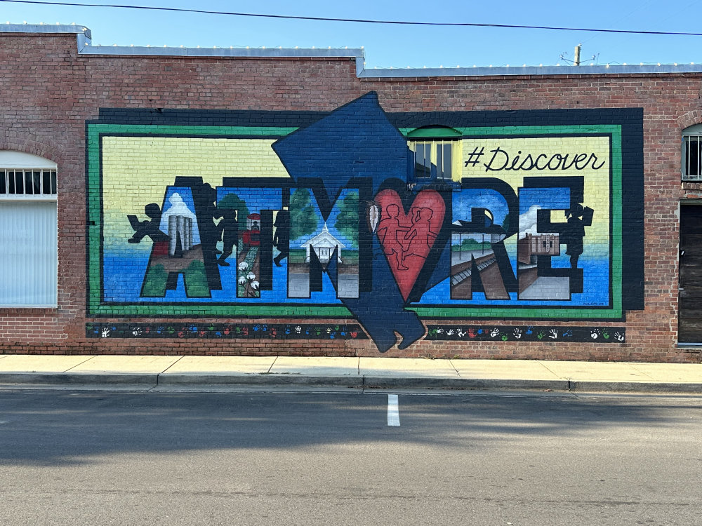 mural in Atmore by artist unknown.