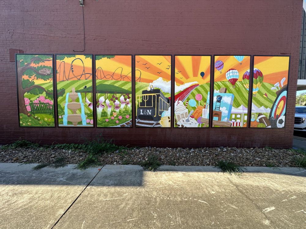 mural in Foley by artist unknown.