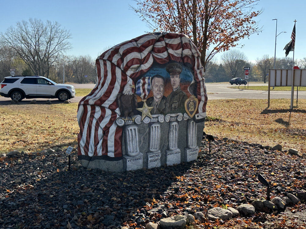 mural in Fairmont by artist unknown.