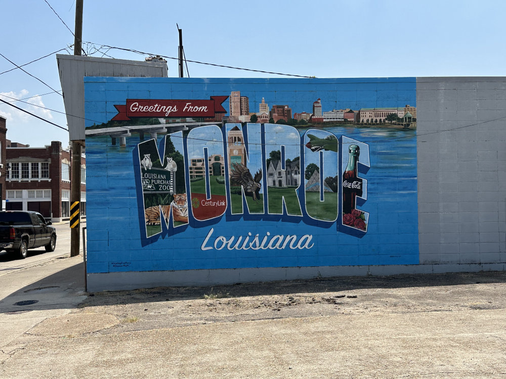 mural in Monroe by artist unknown.