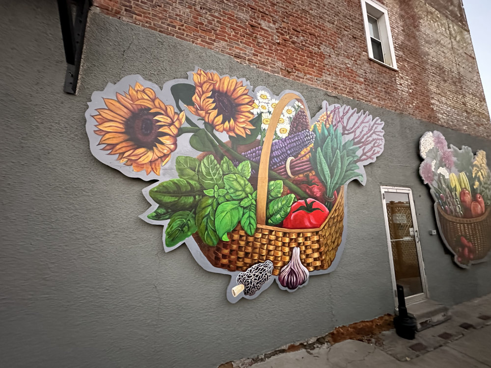 mural in Red Wing by artist unknown.