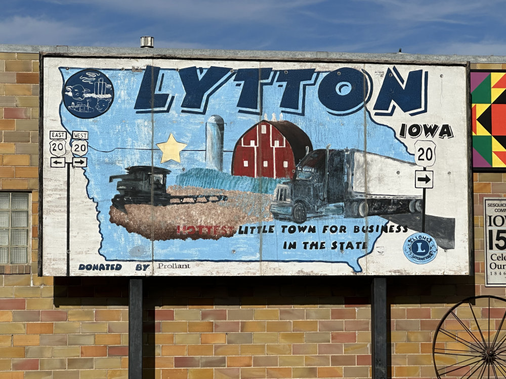 mural in Lytton by artist unknown.